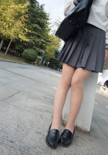 巜漂亮的女老板在线观看_4K全集免费观看